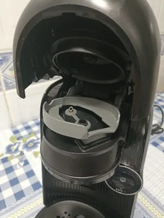 Cafetera Tassimo Bosch Negra