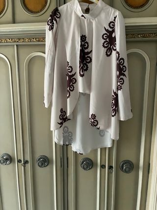 Blusa larga estampada talla 42