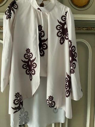 Blusa larga estampada talla 42