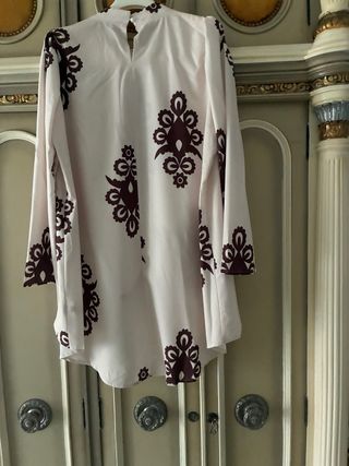 Blusa larga estampada talla 42