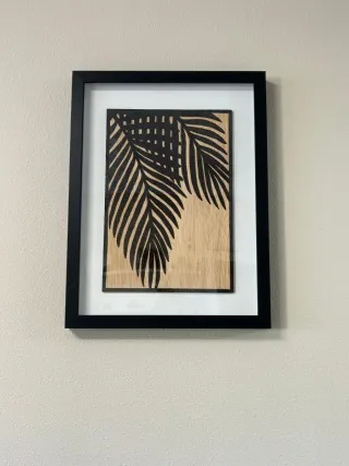 Cuadro pirograbado madera hojas tropicales