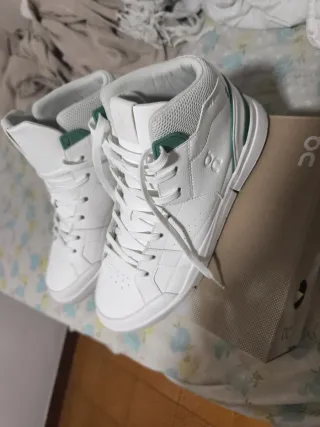 Zapatillas On Running The Roger Blancas