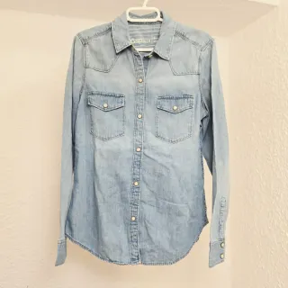 Camisa vaquera marca Gap