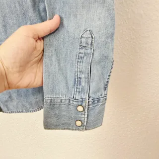 Camisa vaquera marca Gap