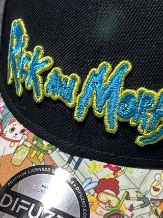 Gorra Rick and Morty bordada