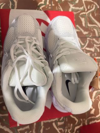 Zapatillas Nike V5 RNR Blancas