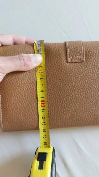 Monedero mujer piel marrón con cierre