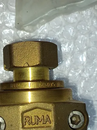 Abrazadera RUMA PE32 y Racor compacto PE32 SDR17