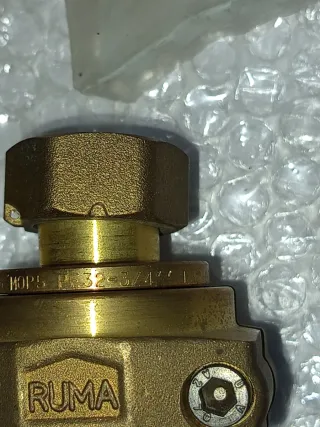 Abrazadera RUMA PE32 y Racor compacto PE32 SDR17