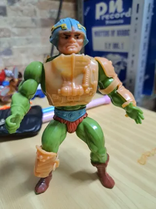 🇪🇸 PROMOCIONAL V3 MAN AT ARMS