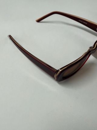 Gafas vintage burdeos dosmileras