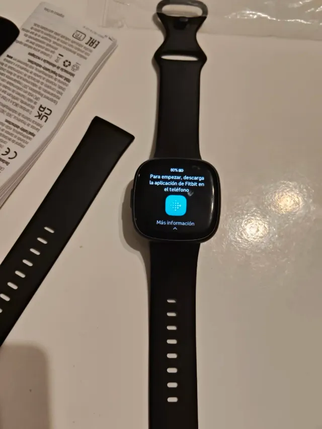 Fitbit Versa 4 Negro