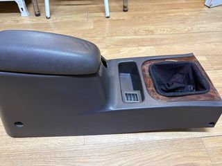 cosola central apoyabrazos SsangYong Korando kj