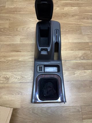 cosola central apoyabrazos SsangYong Korando kj