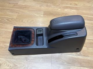 cosola central apoyabrazos SsangYong Korando kj