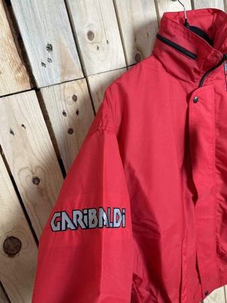 Chaqueta T-M Chubasquero Garibaldi Rojo