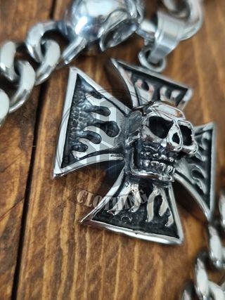 Catena portafoglio con teschio e croce