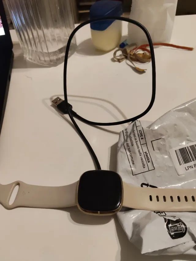 Fitbit Sense Beige/Dorado