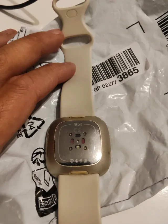 Fitbit Sense Beige/Dorado