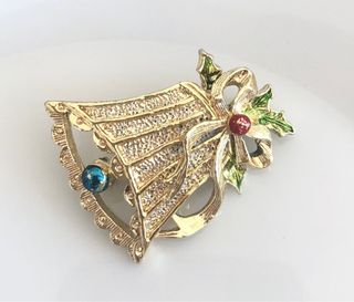 vintage Gerry Christmas brooch