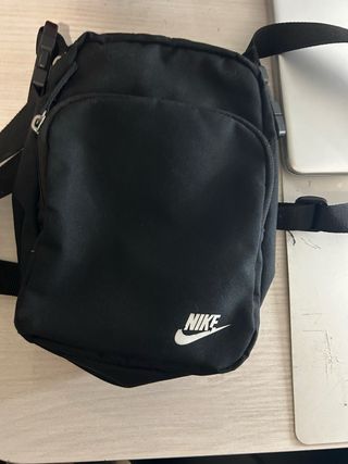 Bandolera Nike Negra