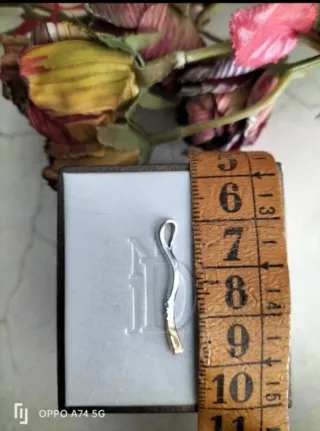 Colgante Oro 18k con 2 Brillantes Certificado