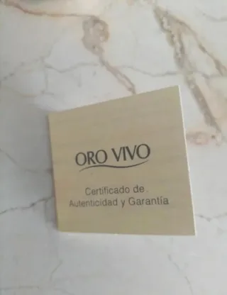 Colgante Oro 18k con 2 Brillantes Certificado