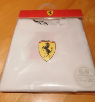 Camiseta Ferrari Talla 6-9 meses