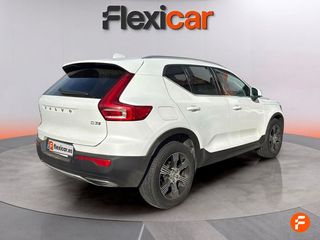 Volvo XC40 2.0 D3 AWD Momentum Auto