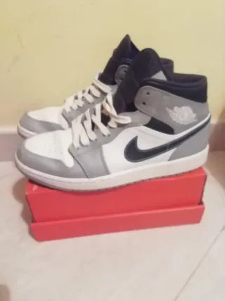 Scarpe Nike Air Jordan Mid Grigio Bianco