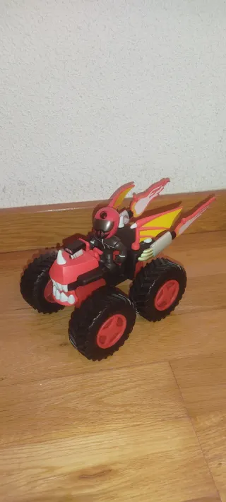 Coche Monstruo Rojo Swamp Riders