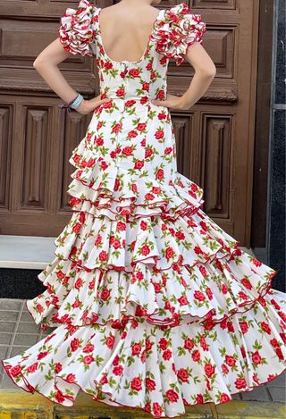 Traje de Flamenca Talla 36/38 Flores Rojas