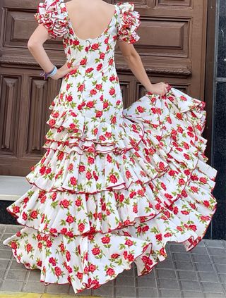 Traje de Flamenca Talla 36/38 Flores Rojas