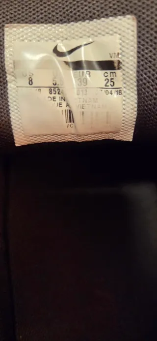 Zapatillas Nike Air Max Negras y Doradas