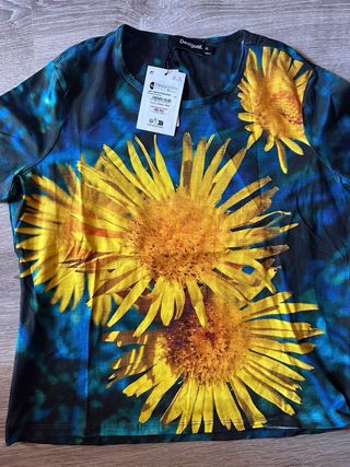 Camiseta Desigual talla M Flores Amarillas