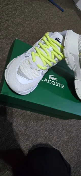Zapatillas Lacoste Blancas y Amarillas