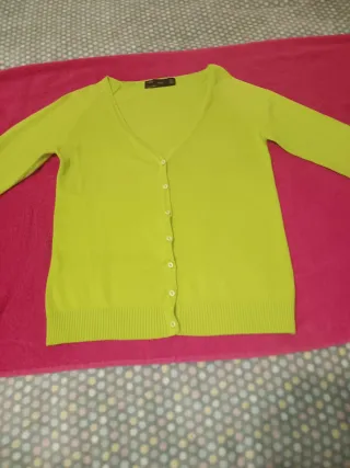 Chaqueta fina de punto verde