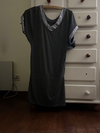 Vestido gris lentejuelas