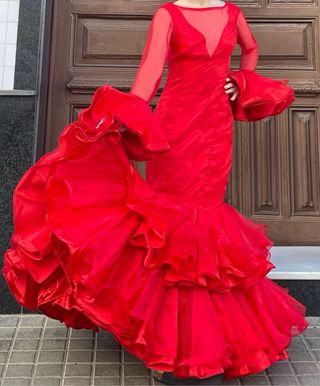 Traje de flamenca rojo EXCLUSIVO PRECIOSO T3436