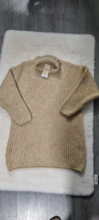 Jersey cuello alto,suave al tacto calentito muy bo