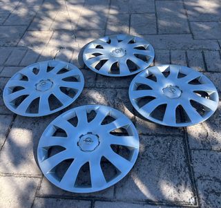 Tapacubos Opel Vivaro (4 unidades)