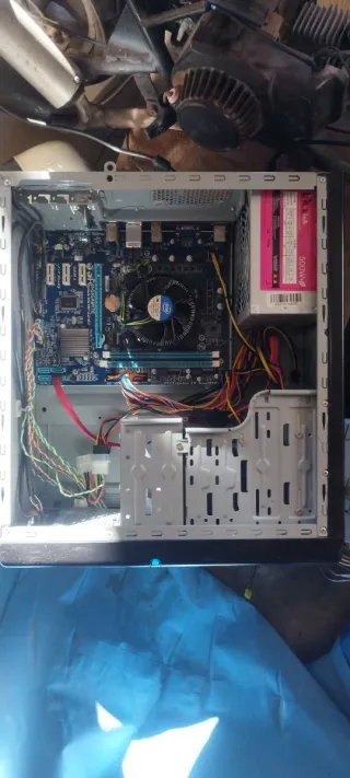 Ordenador Acer Negro