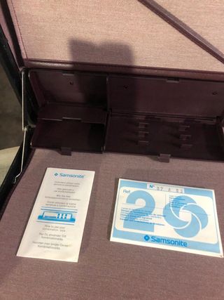 Valigetta Samsonite marrone con combinazione