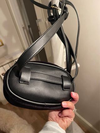 Bolso Riñonera terciopelo GG Negro y Dorado