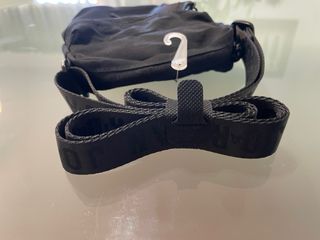 Bolso bandolera Jordan negro