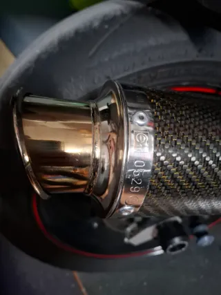 Escape tegminoni homologado para Yamaha R6 2007,08