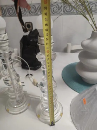 Preziosi lampadari in metacrilato. Schermi nuovi