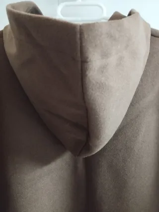 Estupendo abrigo de paño para mujer