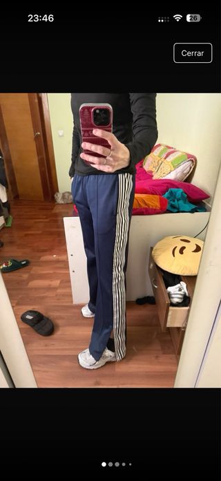 Pantalones Pull&Bear azules con rayas blancas