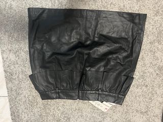 Falda efecto piel negra Talla L